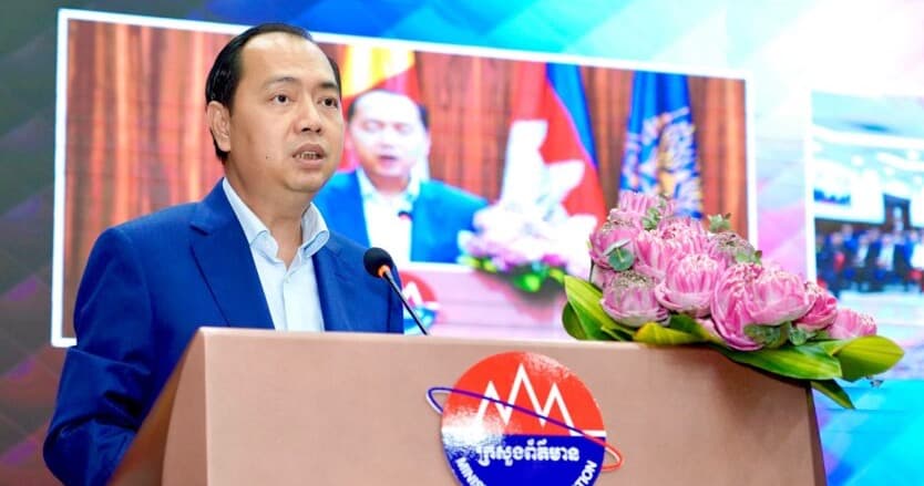 ឯកឧត្តម នេត្រ ភក្ត្រា អញ្ជើញបិទសិក្ខាសាលាស្តីពី «ការទទួលខុសត្រូវវិជ្ជាជីវៈរបស់អ្នកសារព័ត៌មានក្នុងសម័យឌីជីថល» ដោយមានអ្នកសារព័ត៌មាន និងមន្ត្រីផ្នែកព័ត៌មានជិត ៧០០នាក់ចូលរួម