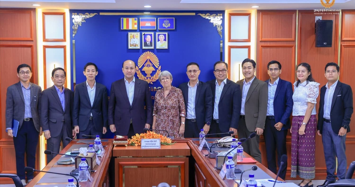 ឯកឧត្តមឧបនាយករដ្ឋមន្រ្តី ហ៊ុន ម៉ានី  និងប្រតិភូអង្គការយុវតារាកម្ពុជា ជួបពិភាក្សាអំពីលទ្ធភាពនៃកិច្ចសហប្រតិបត្តិការនាពេលអនាគត ដើម្បីបន្តពង្រឹងការចូលរួមរបស់យុវជន និងពង្រីកផលជះវិជ្ជមានដល់សហគមន៍ជនបទ