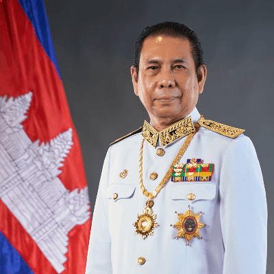 ឯកឧត្តម ឈុំ សុជាតិ