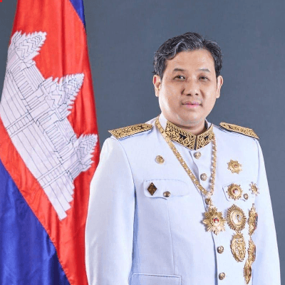 ឯកឧត្តម សុខ ប្រសិទ្ឋិ