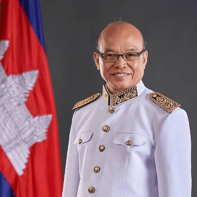 ឯកឧត្តម សំ សុខុម